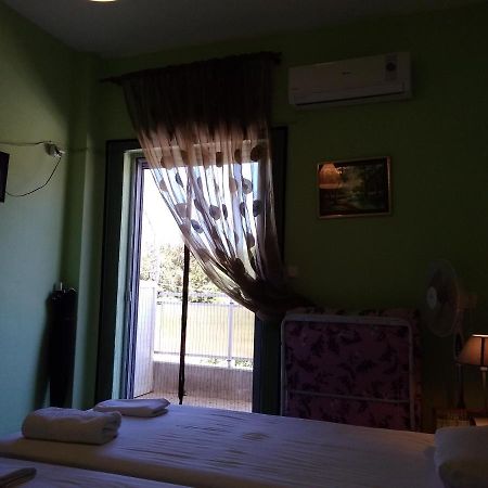 Rooms To Let Giannis Makrygialos Exterior foto